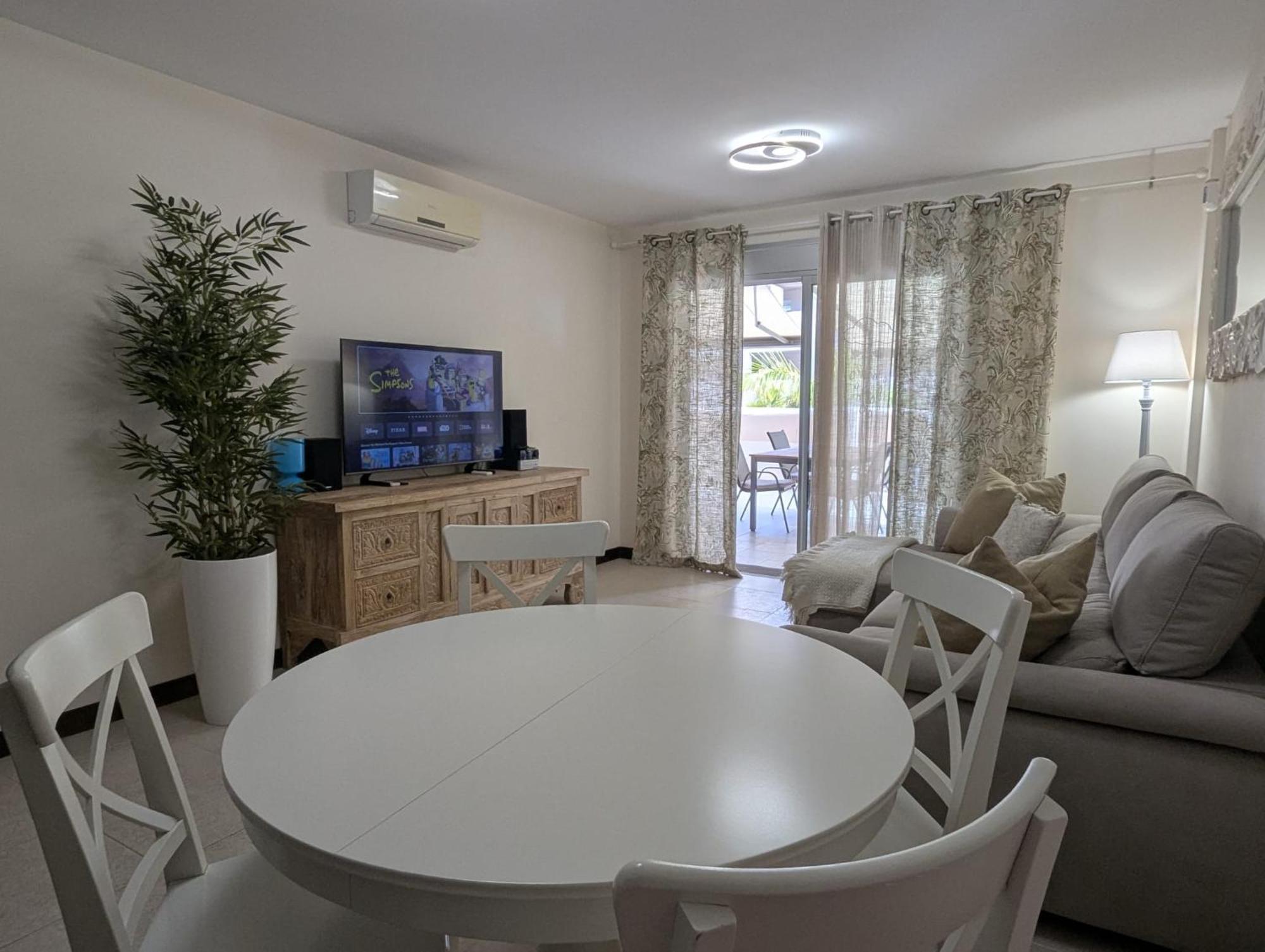 Cozy Apartment In Playa Paraiso アデヘ エクステリア 写真